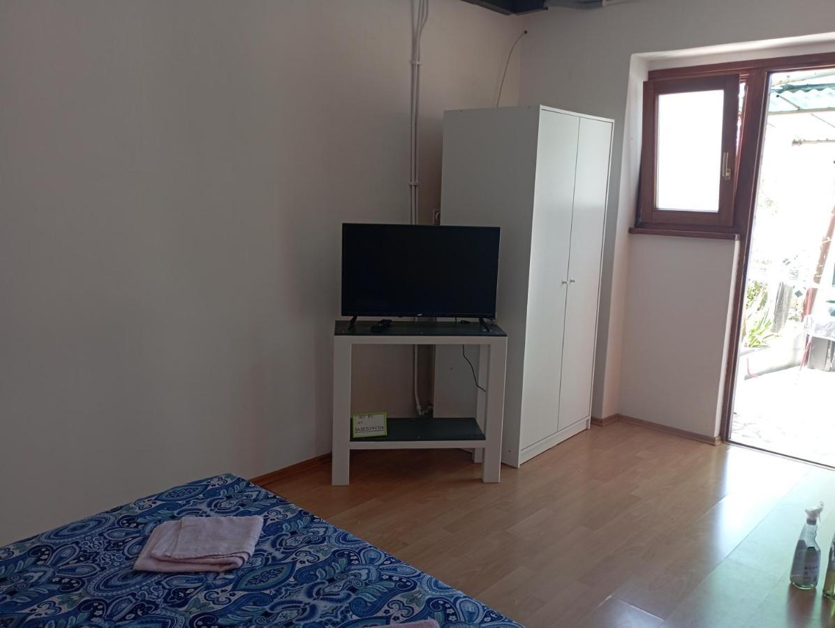 Apartments Mare Новиград Экстерьер фото